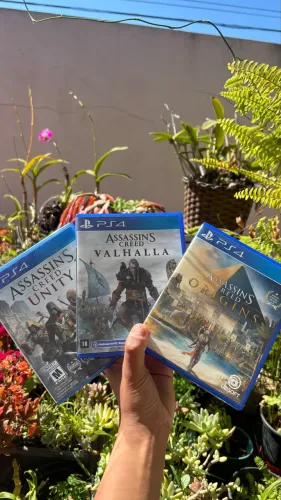 Kit Assassins Creed PS4 | Unity + Origins + Valhalla Mídia Física Original
