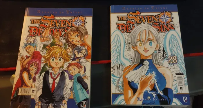 Mangás Nanatsu no Taizai volumes 27 e 28 