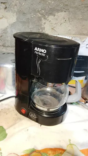 CAFETEIRA ARNO?