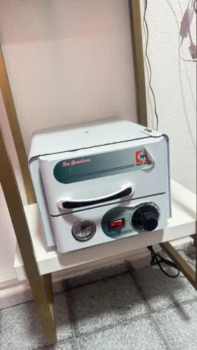 Autoclave manicure 