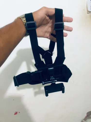 Suporte para celular no peito