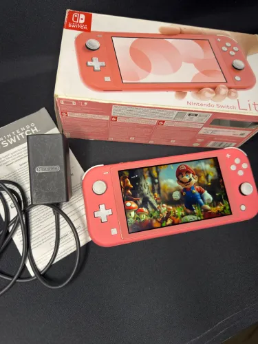 Nintendo Switch Lite Coral (Na Caixa) + Carregador Original + Película