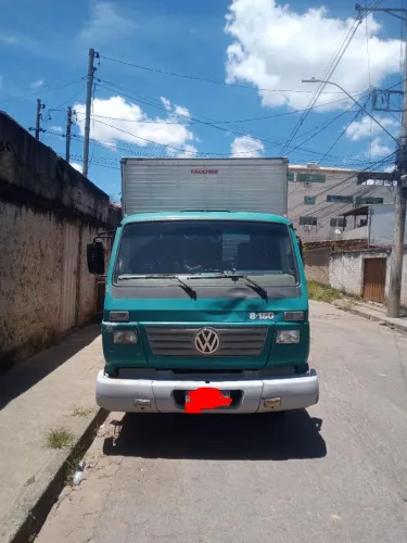 Vende -se Volks 8-150 baú 10 paletes