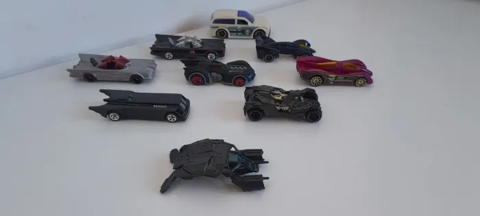 Carrinhos Hot Wheels (Coleção Batman)