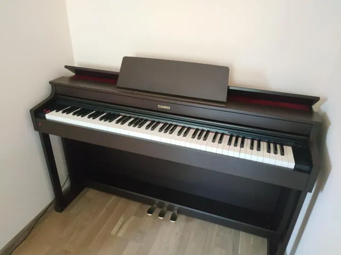 Piano digital Casio Celviano AP470