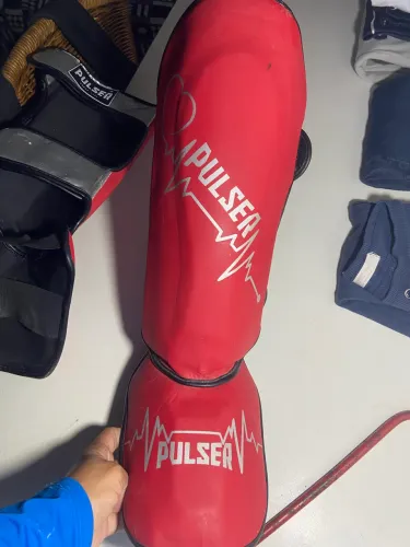 Caneleiras profissionais pulser figth