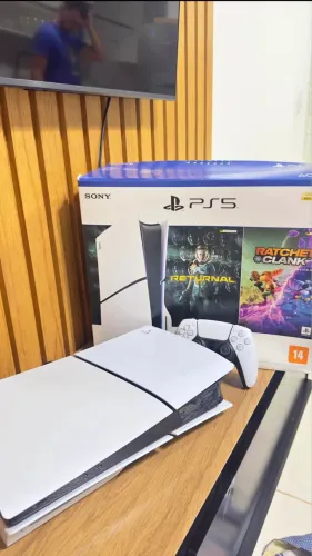 Ps5 slim mídia física 1 TB