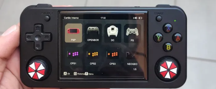 Videogame portátil anbernic
