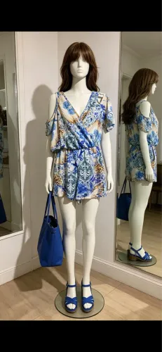 Peças de roupas da Dlz, Handara, Flor de Liz,Numeral,na promoção
