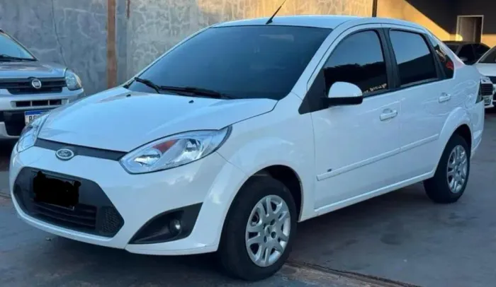 Ford Fiesta Sedan 1.6 16V Flex Mec. 2014