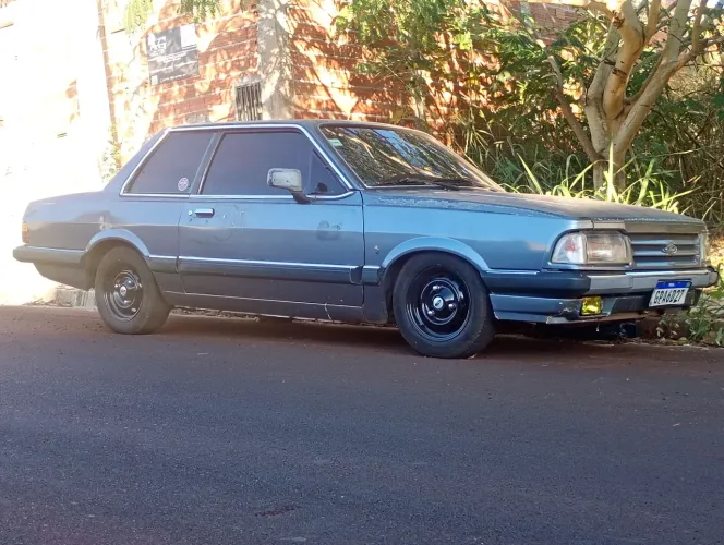 Ford Del Rey Ghia 1.8 / 1.6 2P E 4P 1989