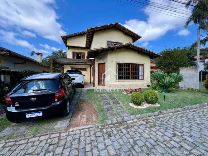 Casa com 4 quartos à venda, 171 m² por R$ 990.000 - Posse - Teresópolis/RJ