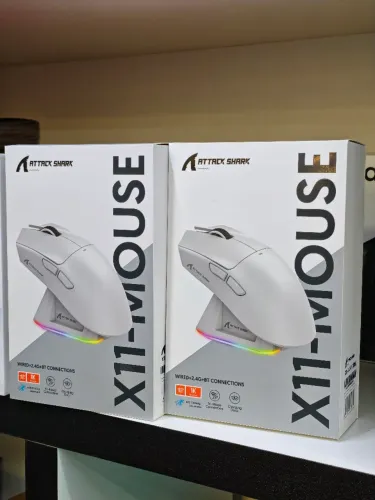Mouse gamer attack shark X11 sem fio com base de carregamento rgb