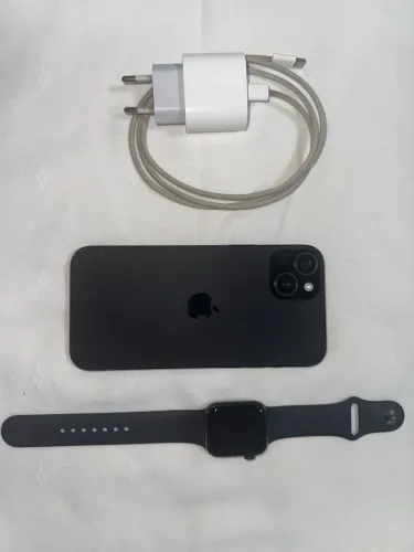 Iphone 15 Plus 128GB usado + Apple Watch SE 40mm GPS usado de brinde