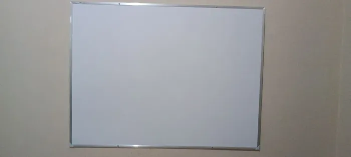 Vende-se quadro branco 