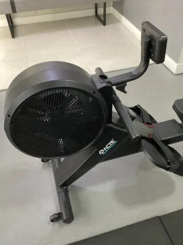 Simulador de remo marca Acte 