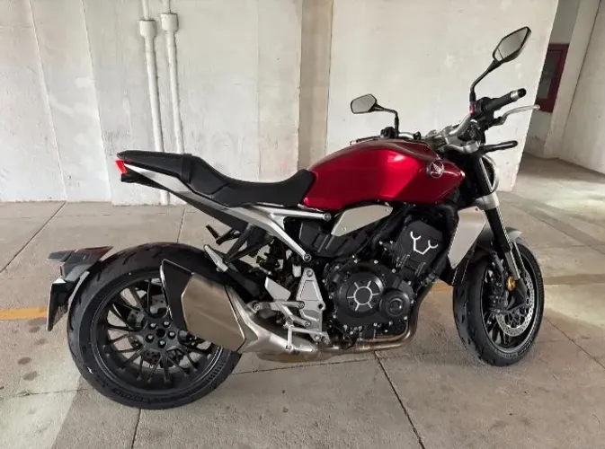 CB 1000R 