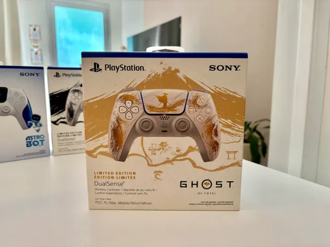 Lacrado / Controle PS5 edição limitada