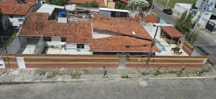 Casa para comércio no Bessa