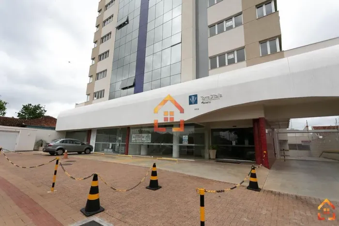 Sala à venda e locação no Edifício Torre D'Italia, com 50 m² - Centro Empresarial - Ibipor