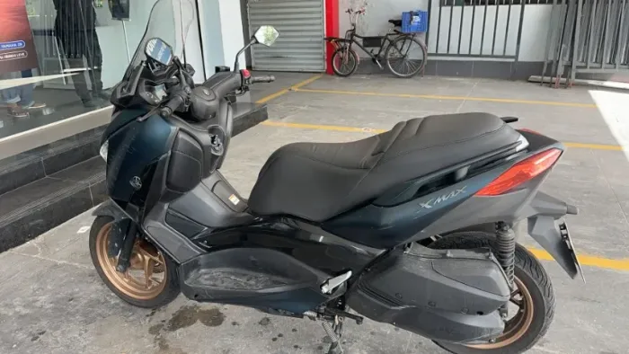 YAMAHA XMAX 250 2021 KM BAIXO