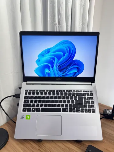 Notebook Acer i5 10 Gen | 8Gb de RAM | SSD 256