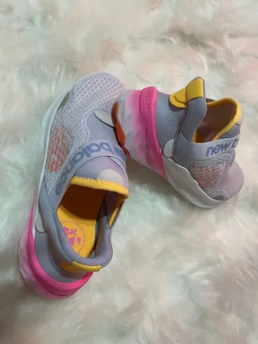 Tênis New Balance Roav RMX FEMININO branco e Rosa NOVO HOJE 30/09 ESTUDO OFERTA
