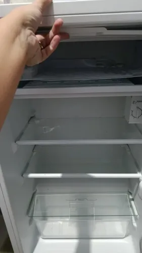Vendo frigobar usado (em ótimo estado de conservação)