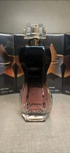 Perfume Glamour Secrets Black Intense - oBoticario 