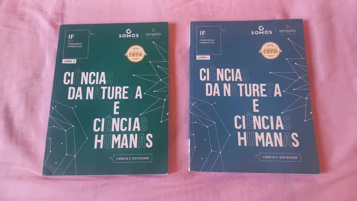 Livros de ciências da natureza e ciências humanas