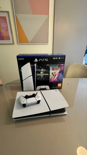 Ps5 slim 1tb com controle, caixa e todos fios inclusos