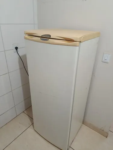 Geladeira Electrolux em perfeito estado a venda, pronta para o uso!!