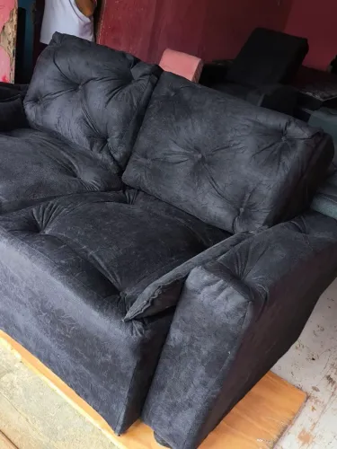 Sofá retrátil novo 