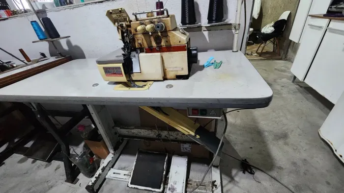 Máquina Reta industrial || Máquina overlock industrial