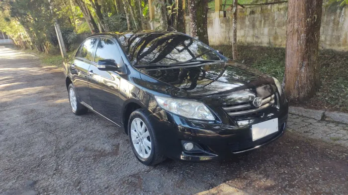 Toyota Corolla Altis 2.0 Flex 16V Aut. 2011