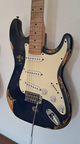 Guitarra Stratocaster Relic
