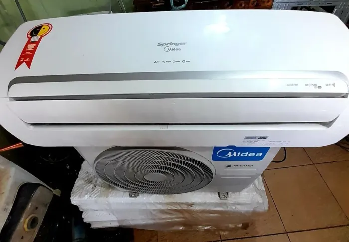Inverter midea 12000btus 