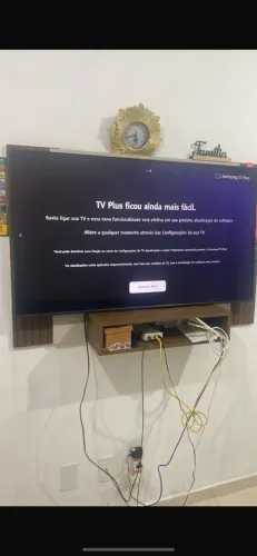 Televisão Samsung para retirar peças 