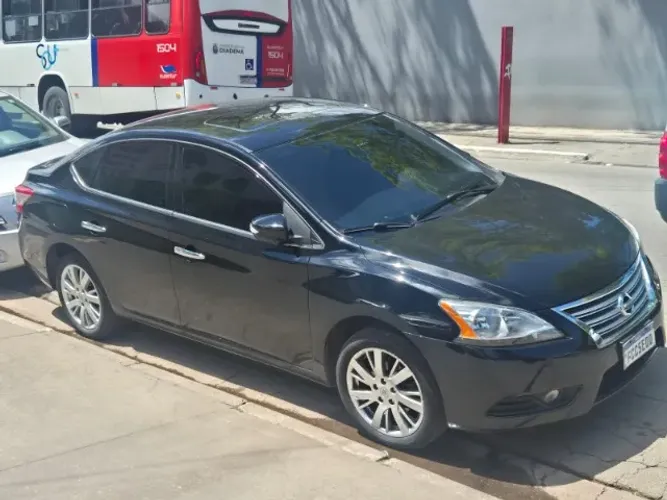 Nissan Sentra SL 2.0/ 2.0 Flex Fuel 16V Aut. 2015