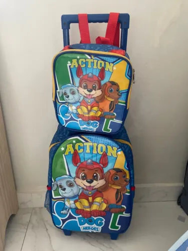 DOAÇÃO Kit Mochila Escolar menino