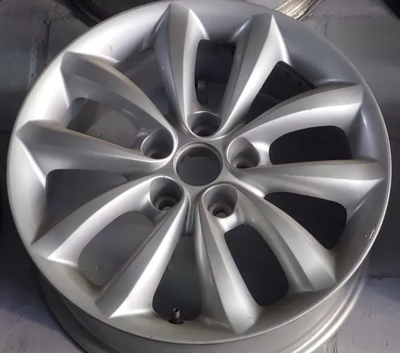 Roda original Hyundai Azera aro 17 Uma unidade 