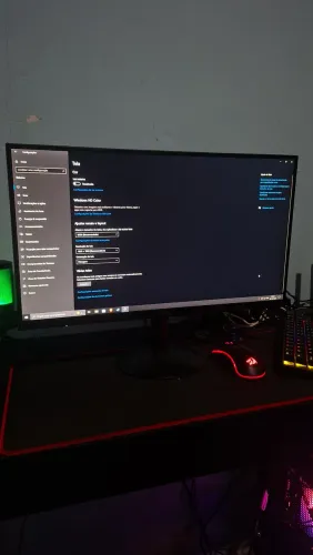 VENDO MONITOR 100HZ AOC
