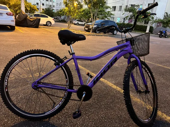 Vendo bicicleta Aro 26 Lilás
