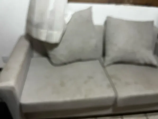 Vendo sofá de dois lugares grande 