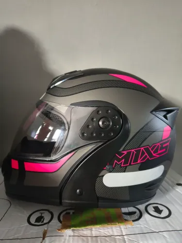 Capacete Escamoteável Mixs Gladiador Articulado Tam. 60