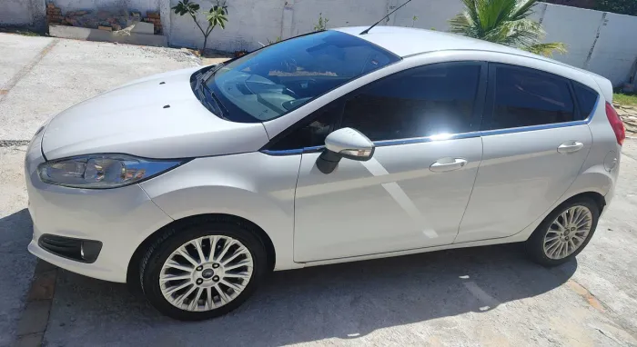 Ford Fiesta Tit./tit.plus 1.6 16V Flex Aut. 2015