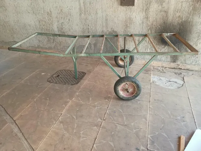 CARRINHO DE CARGA (FERRO REFORÇADO)