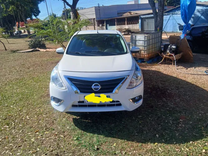 Nissan Versa 1.0 12V Flexstart 4P Mec. 2020