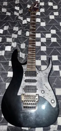 Guitarra Ibanez RG350