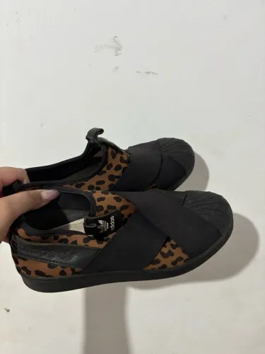 Adidas Superstar slip on